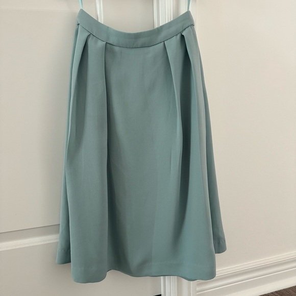 BNWOT Uniqlo Twirl Skirt - size xs - Picture 2 of 12